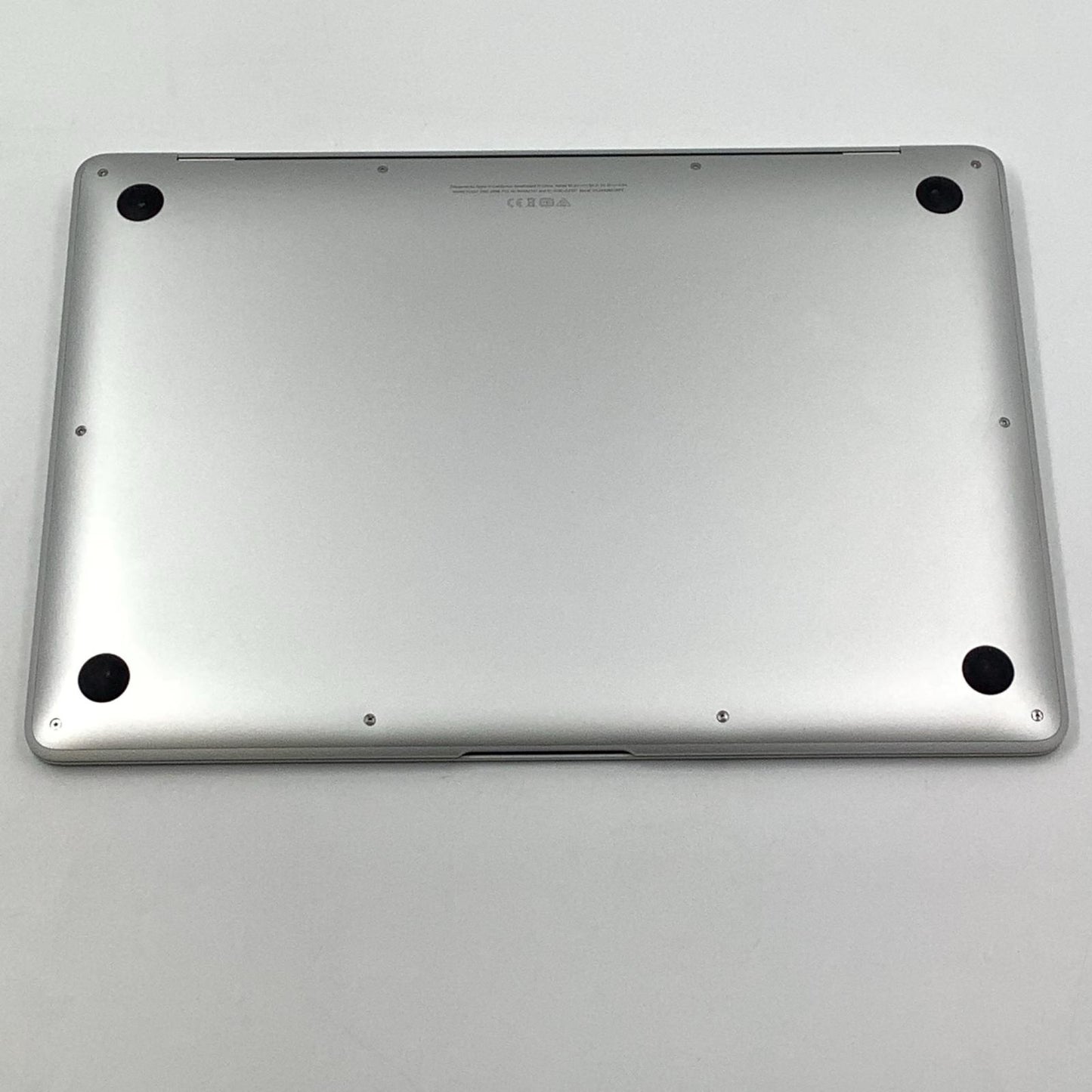 【全額返金保証】【最速発送】Apple MacBook Air 13.3インチ 2020 Apple M1 8GB SSD 256GB シルバー 100% 超美品 動作確認済
