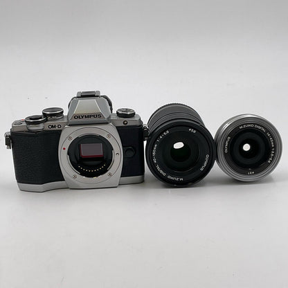 【全額返金保証】【最速発送】OLYMPUS デジタル一眼 OM-D E-M10 14-42mm 40-150mm ダブルズームキット シルバー 動作確認済