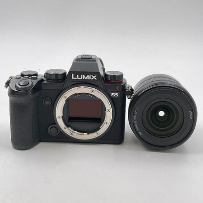 【全額返金保証】【最速発送】Panasonic デジタル一眼 LUMIX DC-S5K 標準ズームKレンズキット ブラック 美品 動作確認済