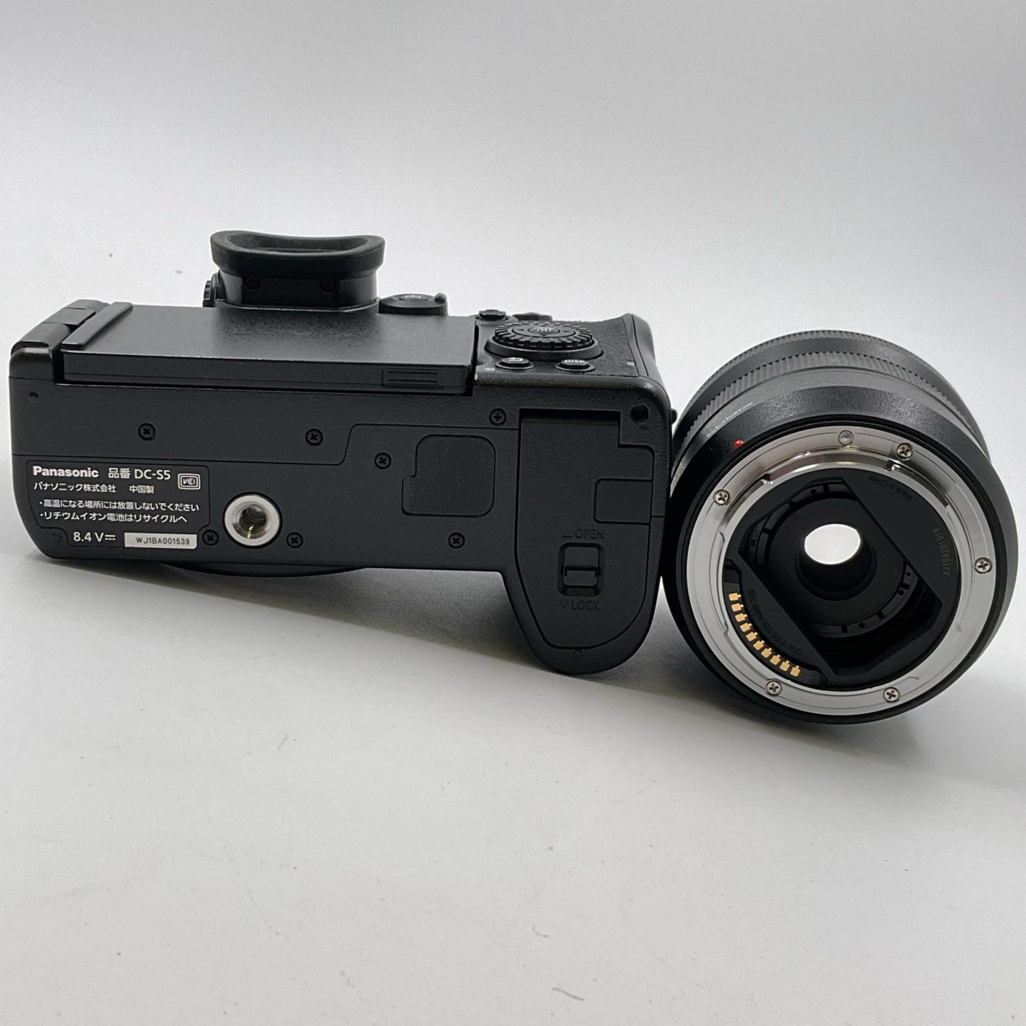 【全額返金保証】【最速発送】Panasonic デジタル一眼 LUMIX DC-S5K 標準ズームKレンズキット ブラック 美品 動作確認済