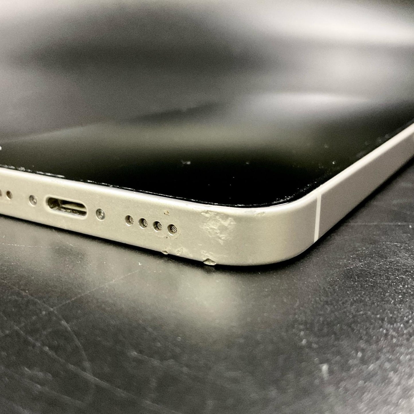 【最速発送】Apple iPhone iPhone 12 mini 64GB ホワイト SIMフリー【難有】 84%