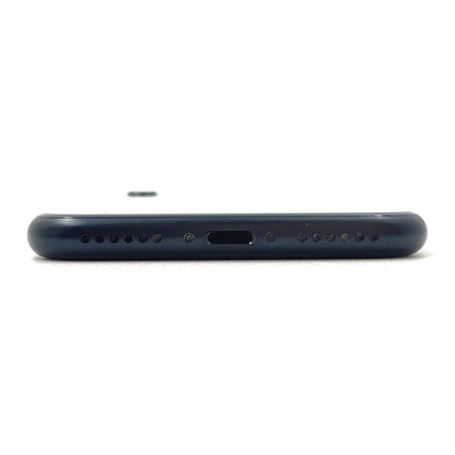【全額返金保証】【最速発送】Apple iPhone iPhone SE（第3世代） 64GB ミッドナイト docomo 白ロム 動作確認済 83%