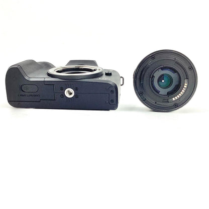 【全額返金保証】【最速発送】Canon デジタル一眼 EOS Kiss M2 EF-M15-45 IS STM レンズキット [ブラック] 美品 動作確認済