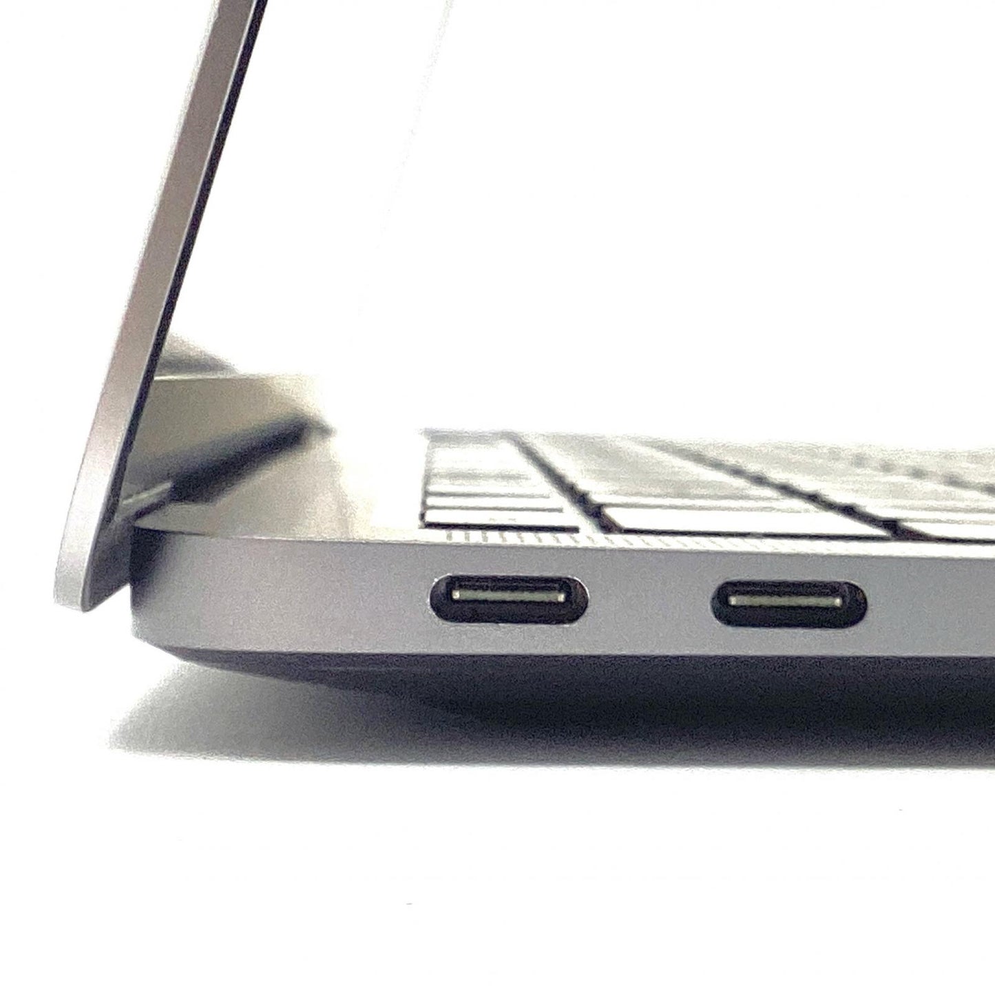 【全額返金保証】【最速発送】Apple MacBook Air Retina 13.3インチ 2020 1.1GHz デュアルコア Intel Core i3 8GB SSD 256GB スペースグレイ 94.5% 動作確認済