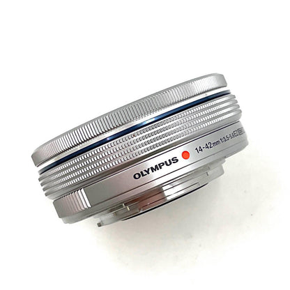【全額返金保証】【最速発送】OLYMPUS M.ZUIKO DIGITAL ED 14-42mm F3.5-5.6 EZ [シルバー] 美品 動作確認済