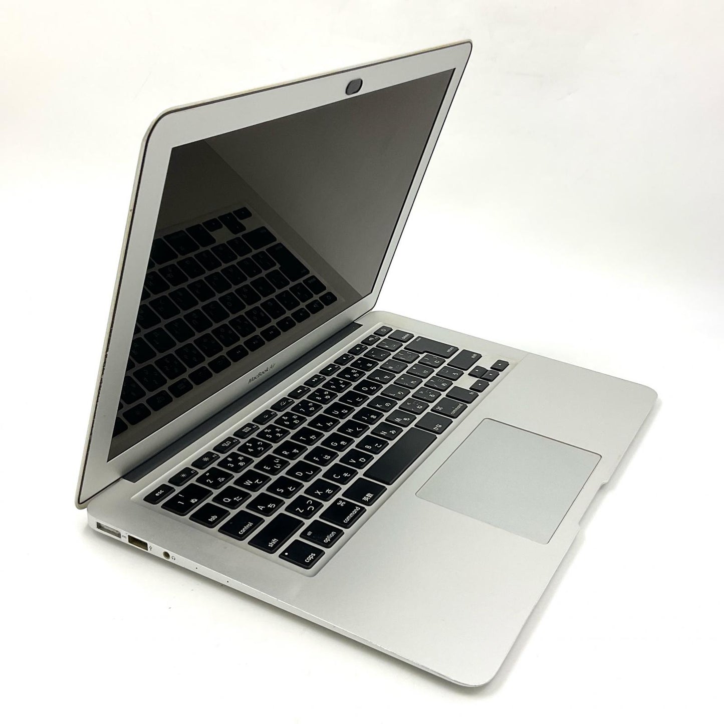 【全額返金保証】【最速発送】Apple MacBook Air 13インチ 2015 intel core i5 8GB SSD 128GB シルバー 79% 動作確認済
