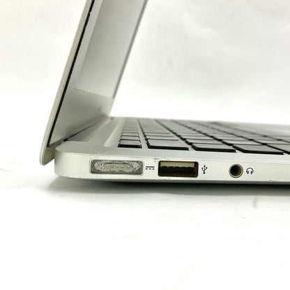 【全額返金保証】【最速発送】Apple MacBook Air 13インチ 2015 intel core i5 8GB SSD 128GB シルバー 79% 動作確認済