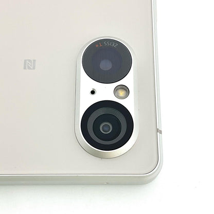 【全額返金保証】【最速発送】Sony Xperia 5 V  256GB プラチナシルバー SIMフリー XQ-DE44 美品 動作確認済