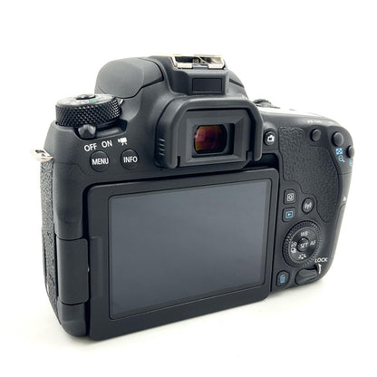 【全額返金保証】【最速発送】Canon デジタル一眼 EOS 9000D ダブルズームキット ブラック 美品 動作確認済