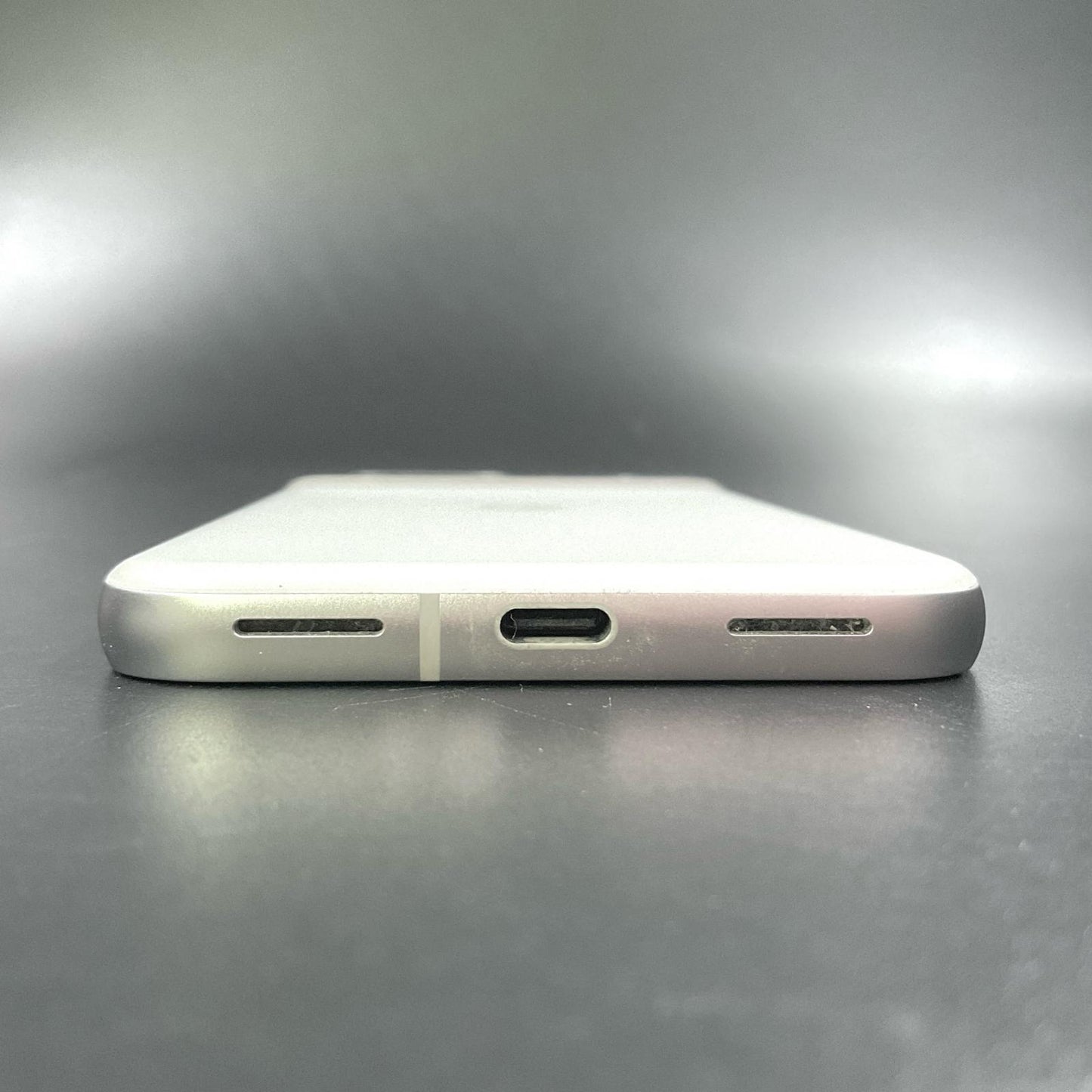 【全額返金保証】【最速発送】Google Pixel 8a 128GB Porcelain docomo SIMフリー 白ロム 動作確認済