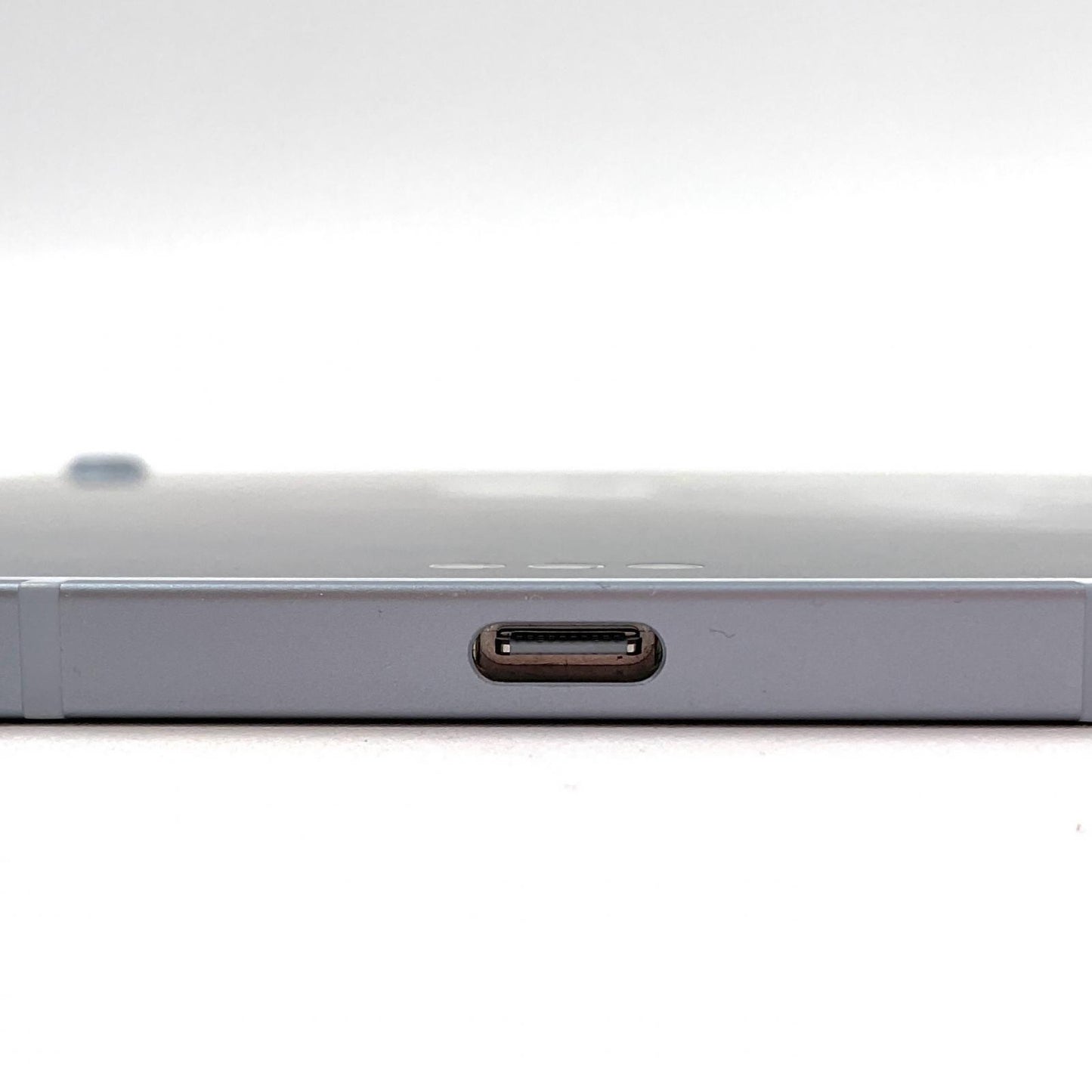 【全額返金保証】【最速発送】Apple iPad Air 10.9インチ 第4世代 64GB スカイブルー WiFi+Cellular docomo SIMフリー 白ロム 動作確認済