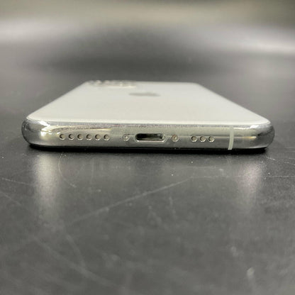 【全額返金保証】【最速発送】Apple iPhone iPhone Pro 11 Pro 64GB シルバー Softbank 白ロム 動作確認済 86%