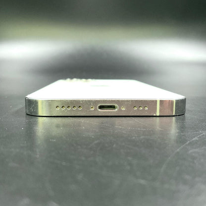 【全額返金保証】【最速発送】Apple iPhone iPhone 12 Pro 128GB シルバー docomo 白ロム 動作確認済 80%