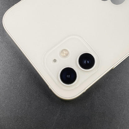 【全額返金保証】【最速発送】Apple iPhone iPhone 12 64GB ホワイト docomo 白ロム 動作確認済 79%