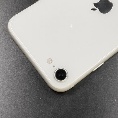 【全額返金保証】【最速発送】Apple iPhone iPhone SE（第3世代） 64GB スターライト docomo SIMフリー 美品 動作確認済 88%