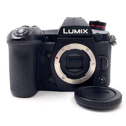 【全額返金保証】【最速発送】Panasonic デジタル一眼 LUMIX DC-G9 ボディ ブラック 動作確認済