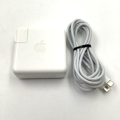 【全額返金保証】【最速発送】Apple MacBook Pro 13インチ 2022 Apple M2 24GB SSD 1TB シルバー 92% 動作確認済