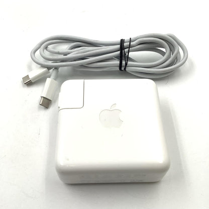 【全額返金保証】【最速発送】Apple MacBook Pro 13インチ 2022 Apple M2 24GB SSD 1TB シルバー 88% 動作確認済