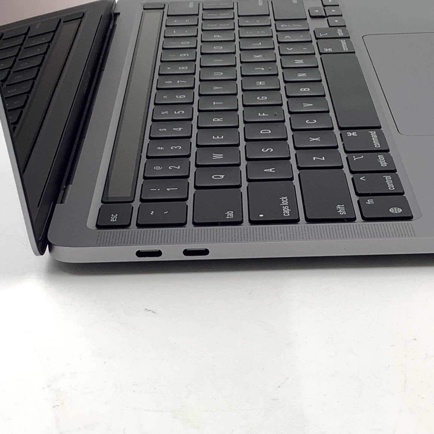 【全額返金保証】【最速発送】Apple MacBook Pro 13インチ 2022 Apple M2 24GB SSD 1TB シルバー 85% 動作確認済