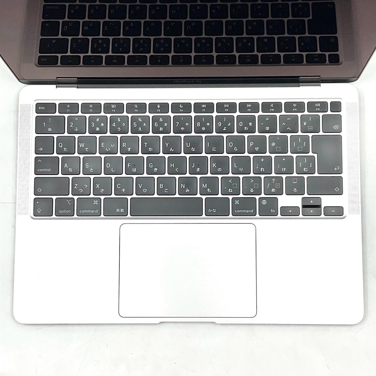 【全額返金保証】【最速発送】Apple MacBook Air 13インチ 2020 Apple M1 8GB SSD 256GB シルバー 93% 動作確認済