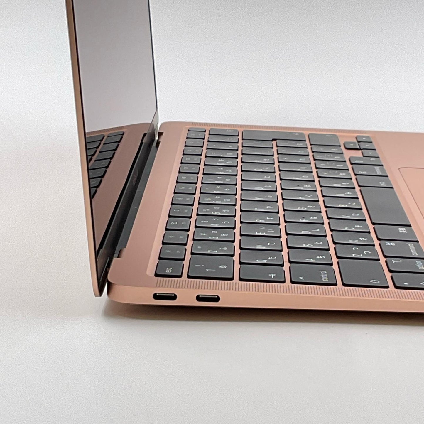 【全額返金保証】【最速発送】Apple MacBook Air 13.3インチ 2020 Apple M1 8GB SSD 256GB ゴールド 96% 美品 動作確認済