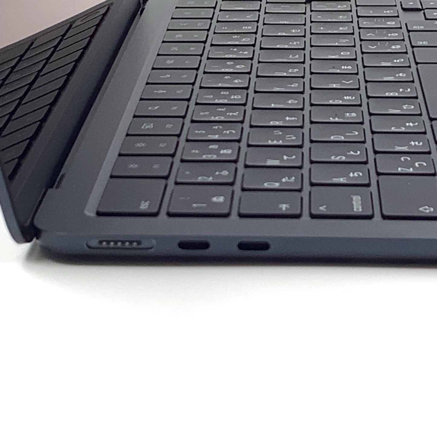 【全額返金保証】【最速発送】Apple MacBook Air 2022 Apple M2  8GB SSD 256GB ミッドナイト 86% 動作確認済