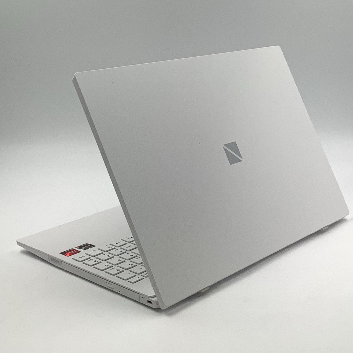 【全額返金保証】【最速発送】NEC LAVIE N15 N156C/EAW PC-N156CEAW AMD Ryzen 7 5700U 8GB M.2 SSD 256GB 91% 動作確認済