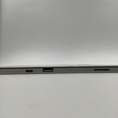 【全額返金保証】【最速発送】Apple MacBook Air 13.6インチ 2022 Apple M2 8GB SSD 256GB スターライト 100% 超美品 動作確認済