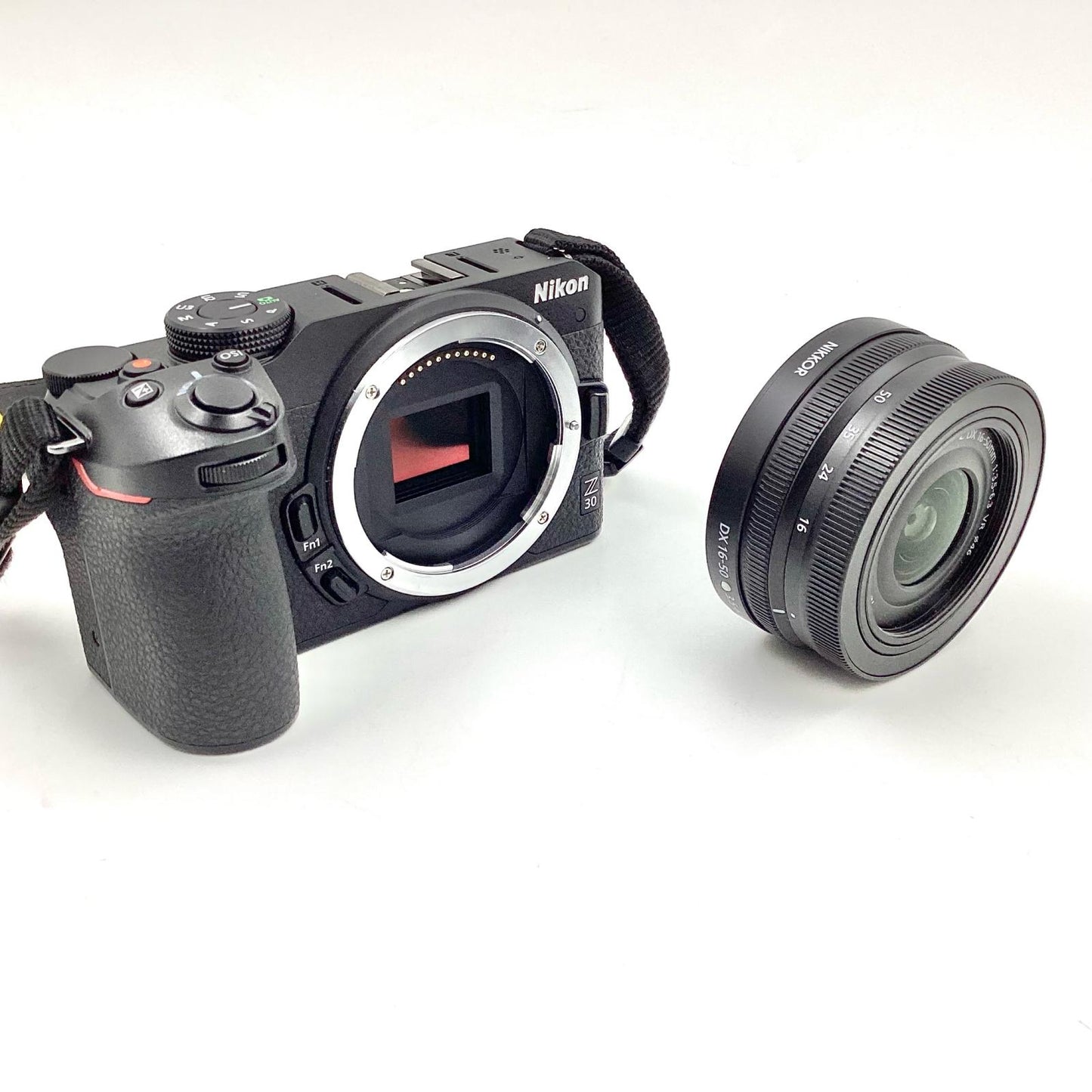 【全額返金保証】【最速発送】Nikon デジタル一眼 Z 30 16-50 VR レンズキット ブラック 超美品 動作確認済