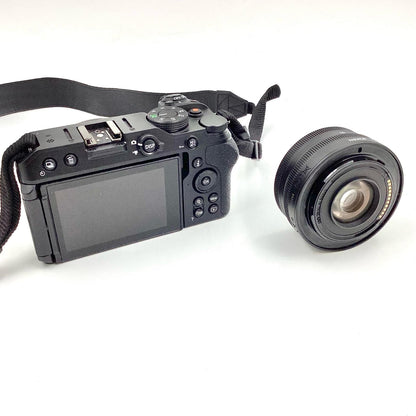 【全額返金保証】【最速発送】Nikon デジタル一眼 Z 30 16-50 VR レンズキット ブラック 超美品 動作確認済