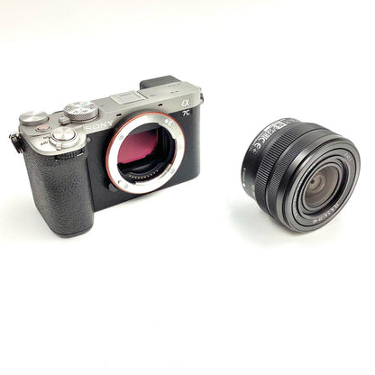 【全額返金保証】【最速発送】Sony デジタル一眼 α7C II ILCE-7CM2L ズームレンズキット シルバー 超美品 動作確認済