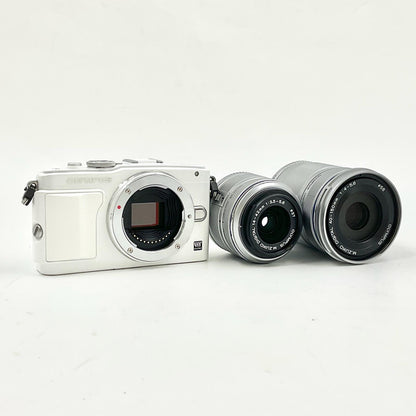 【全額返金保証】【最速発送】OLYMPUS デジタル一眼 PEN Lite E-PL6 ダブルズームキット [ホワイト] 美品 動作確認済