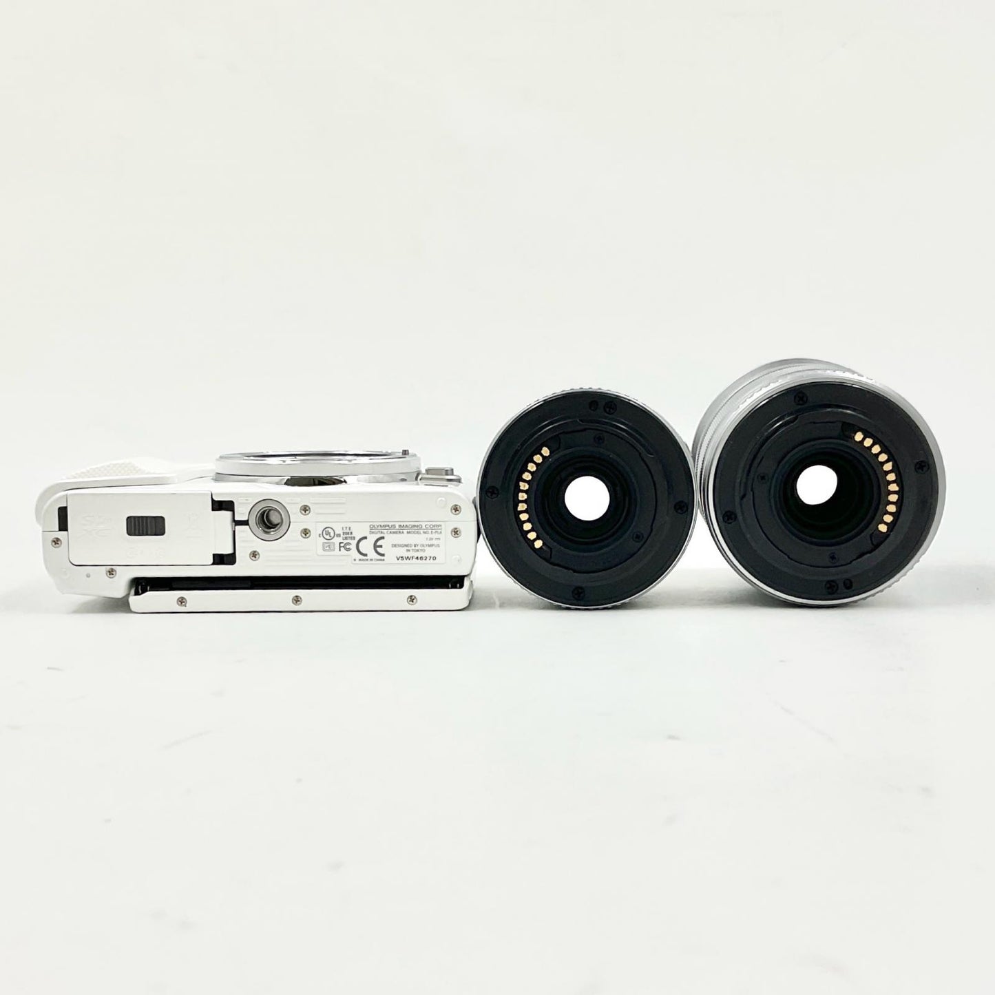 【全額返金保証】【最速発送】OLYMPUS デジタル一眼 PEN Lite E-PL6 ダブルズームキット [ホワイト] 美品 動作確認済