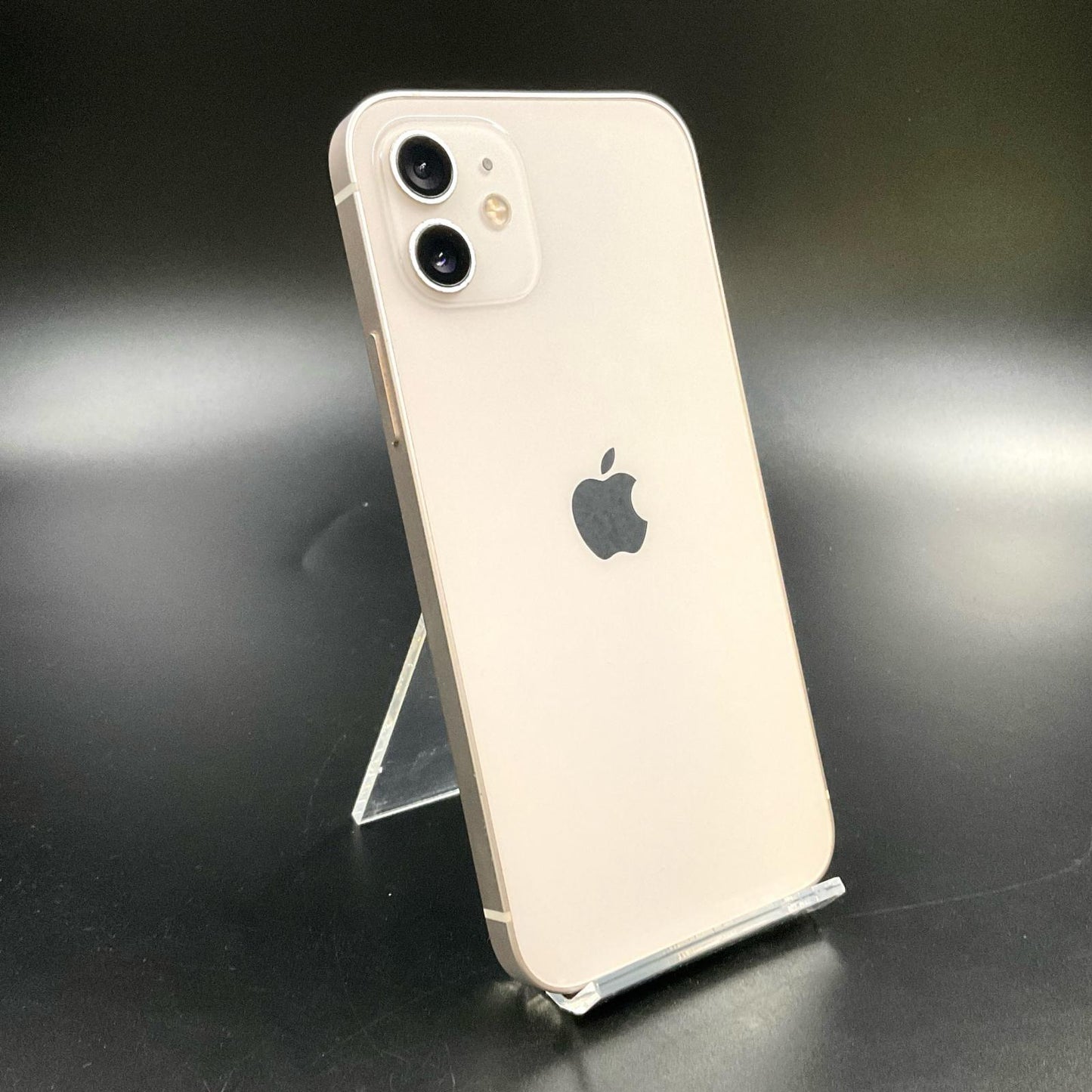 【全額返金保証】【最速発送】Apple iPhone iPhone 12 64GB ホワイト docomo 白ロム 動作確認済 100%