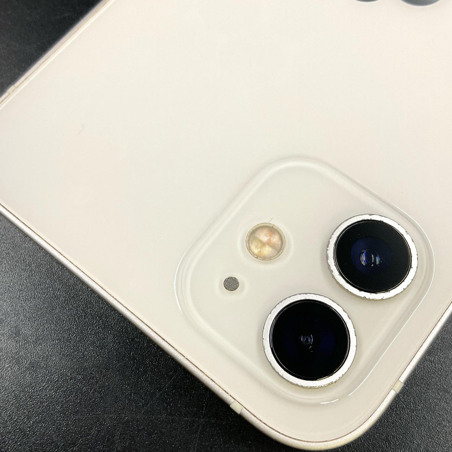 【全額返金保証】【最速発送】Apple iPhone iPhone 12 64GB ホワイト docomo 白ロム 動作確認済 100%