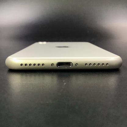 【全額返金保証】【最速発送】Apple iPhone iPhone SE（第3世代） 64GB スターライト Softbank 動作確認済 82%
