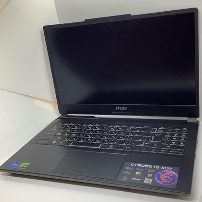 【全額返金保証】【最速発送】MSI Cyborg 15 A13VFK i7-13620H 16GB M.2 SSD 512GB RTX4060 Laptop 97% 美品 動作確認済