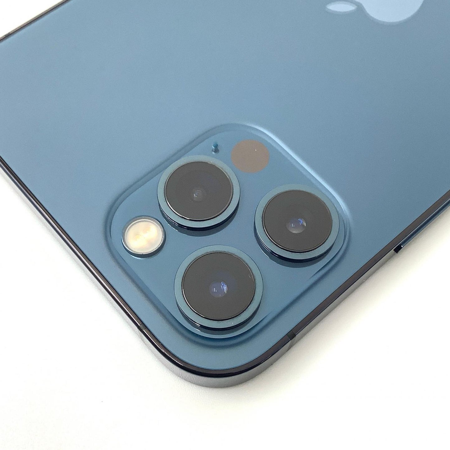【全額返金保証】【最速発送】Apple iPhone iPhone 12 Pro 512GB パシフィックブルー docomo 白ロム 美品 動作確認済 91%