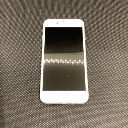 【全額返金保証】【最速発送】Apple iPhone iPhone 8 64GB ホワイト docomo 白ロム 動作確認済 81%