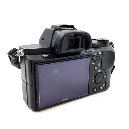 【全額返金保証】【最速発送】Sony デジタル一眼 α7 II ILCE-7M2 ボディ ブラック 動作確認済