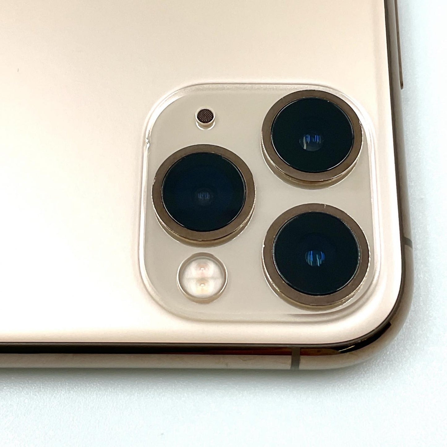 【全額返金保証】【最速発送】Apple iPhone iPhone 11 Pro 256GB ゴールド docomo 白ロム 動作確認済 101.4%