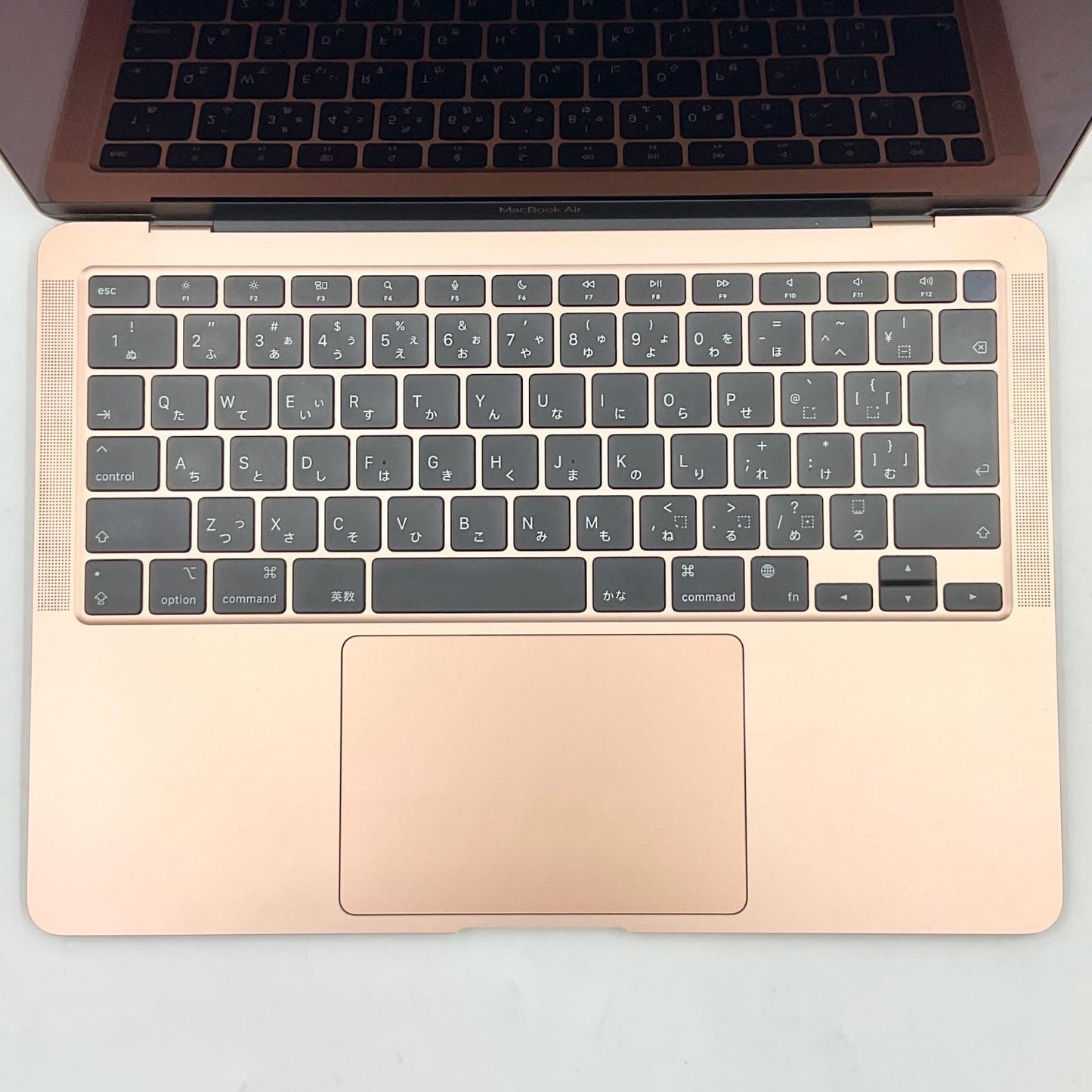 【全額返金保証】【最速発送】Apple MacBook Air 13.3インチ 2020 Apple M1 8GB SSD 256GB ゴールド 94.5% 動作確認済