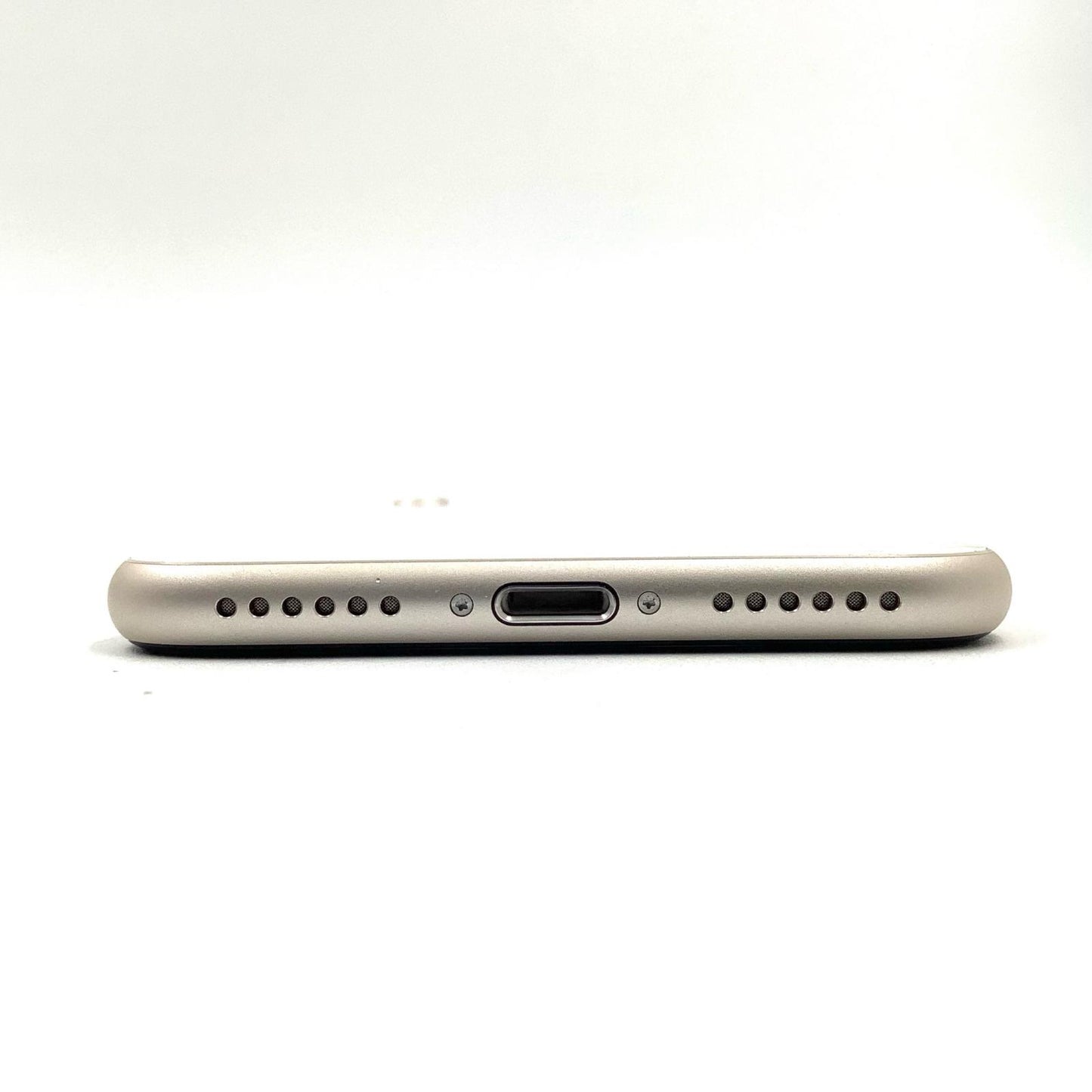 【全額返金保証】【最速発送】Apple iPhone iPhone SE（第3世代） 128GB スターライト docomo 白ロム 動作確認済 92%