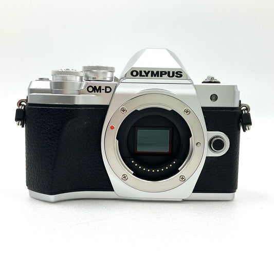 【全額返金保証】【最速発送】OLYMPUS デジタル一眼 E-M10 Mark III ボディ シルバー 動作確認済