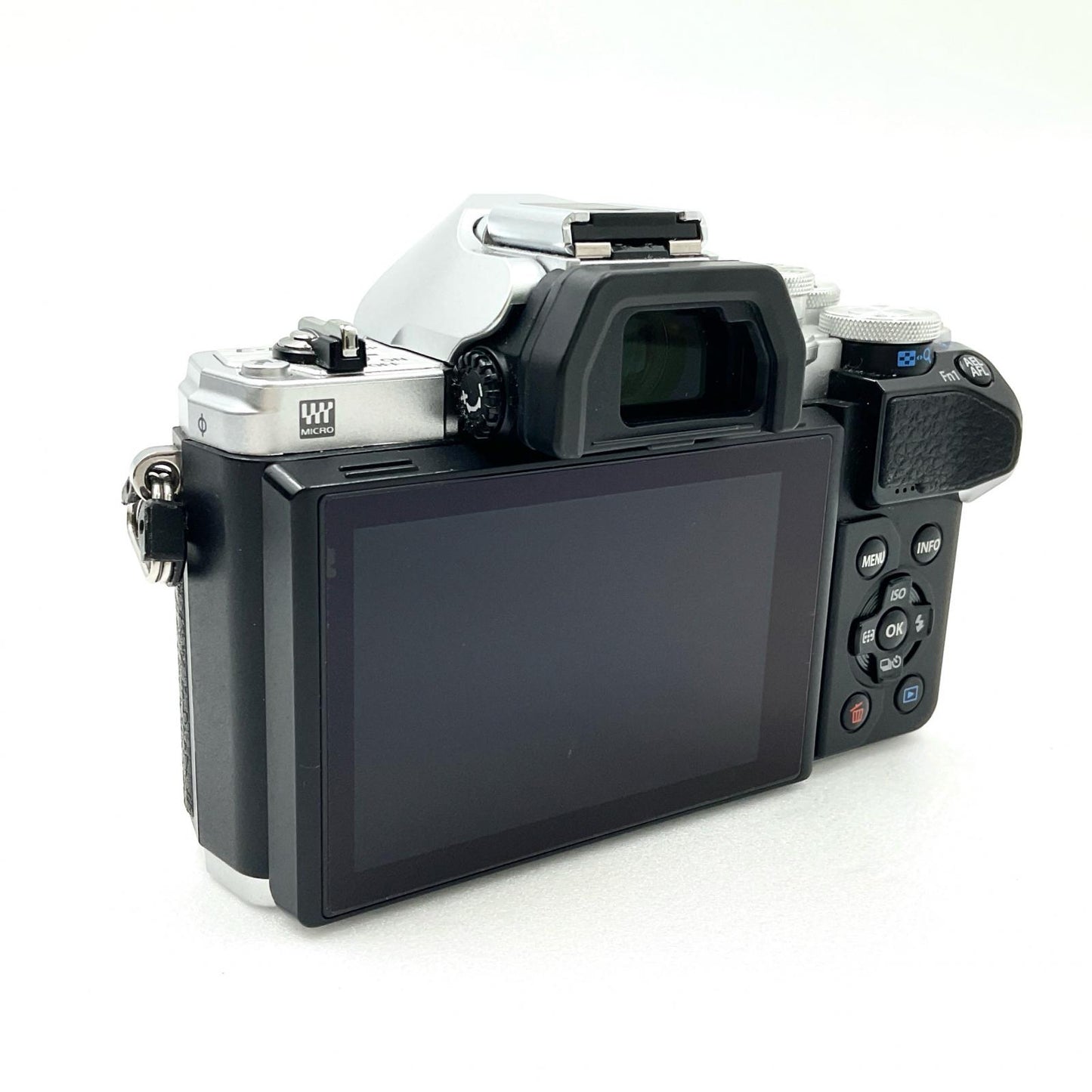 【全額返金保証】【最速発送】OLYMPUS デジタル一眼 E-M10 Mark III ボディ シルバー 動作確認済