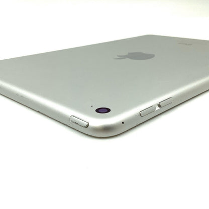 【全額返金保証】【最速発送】Apple iPad mini 7.9インチ 第4世代 128GB シルバー Wi-Fi 動作確認済