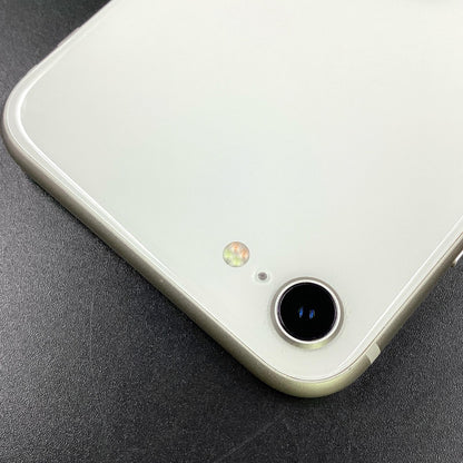 【全額返金保証】【最速発送】Apple iPhone iPhone SE（第3世代） 64GB スターライト au 白ロム 動作確認済 74%