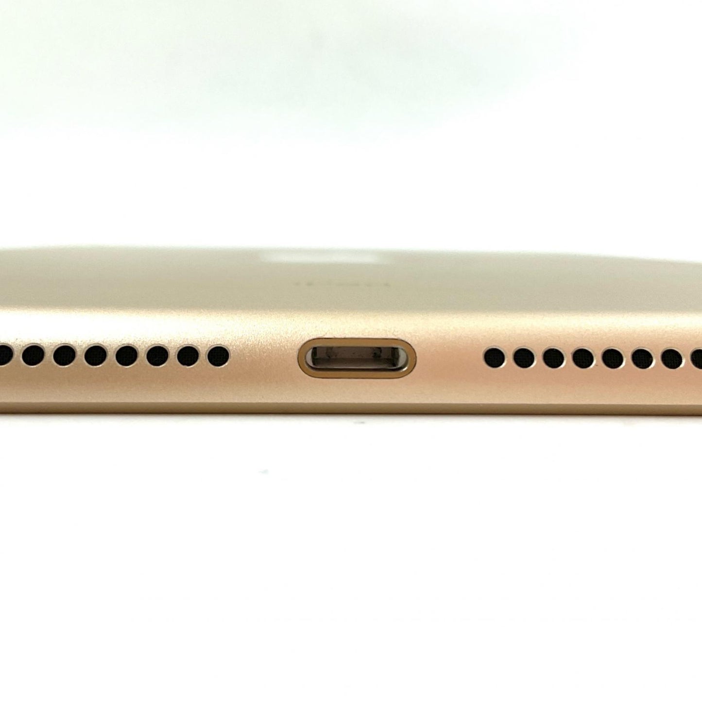 【全額返金保証】【最速発送】Apple iPad iPad 9.7インチ 第5世代 128GB ゴールド WiFi+Cellular docomo 白ロム 美品 動作確認済