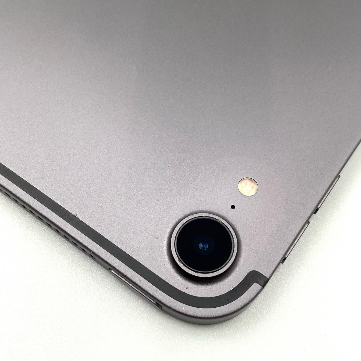 【全額返金保証】【最速発送】Apple iPad Pro 11インチ 第1世代 64GB スペースグレイ WiFi+Cellular Softbank 白ロム 動作確認済