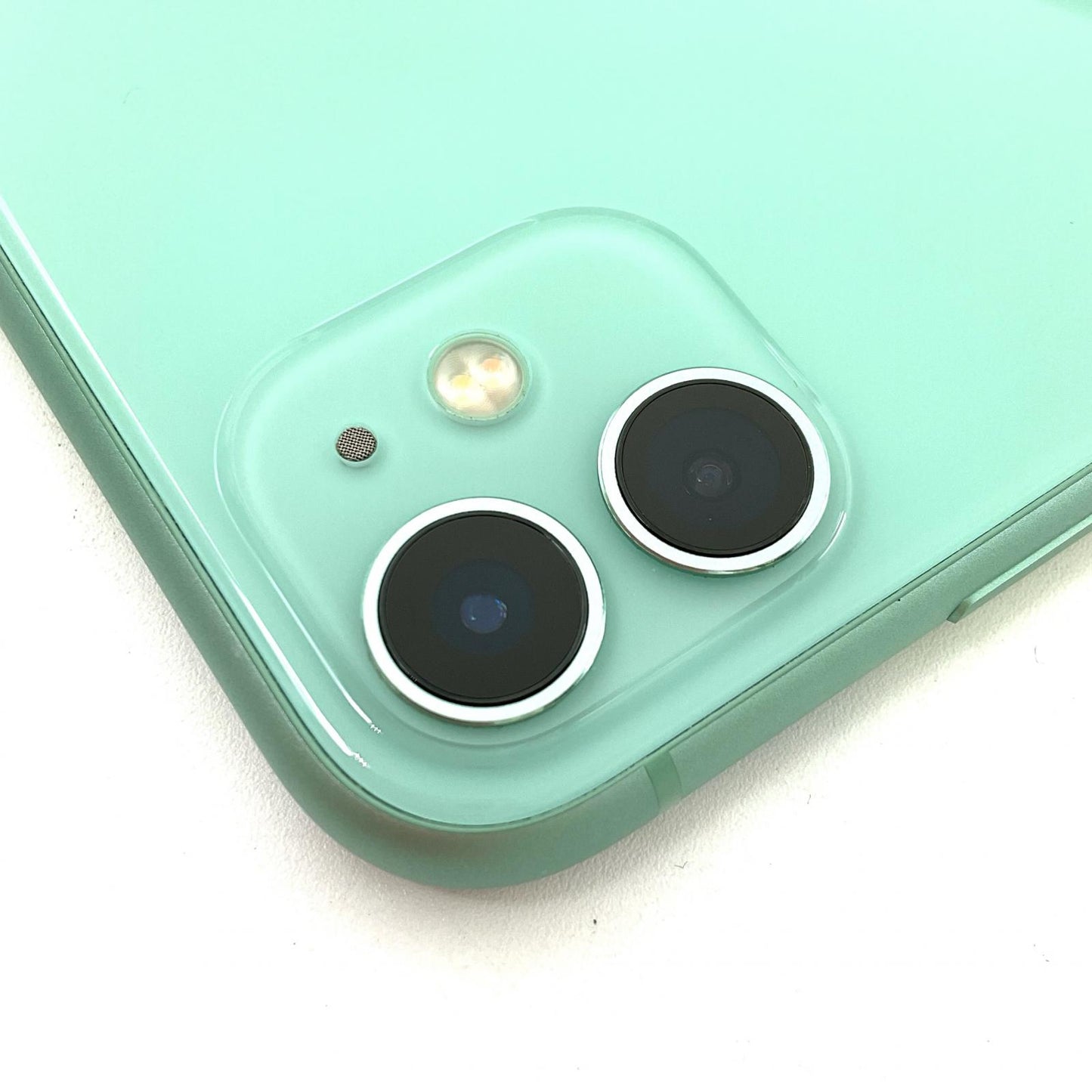 【全額返金保証】【最速発送】Apple iPhone iPhone 11 128GB グリーン docomo 白ロム 美品 動作確認済 83%